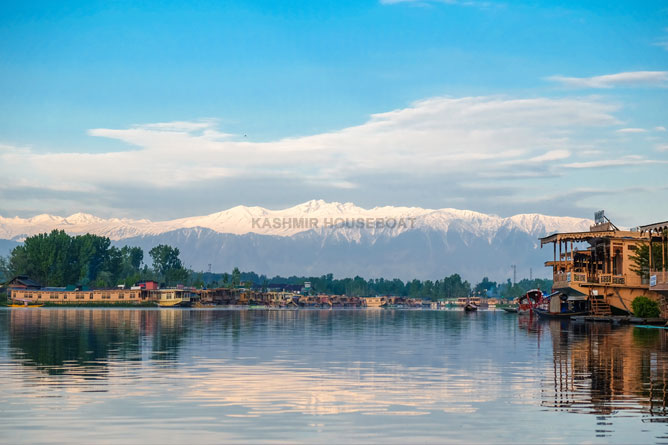 Houseboats in Dal Lake