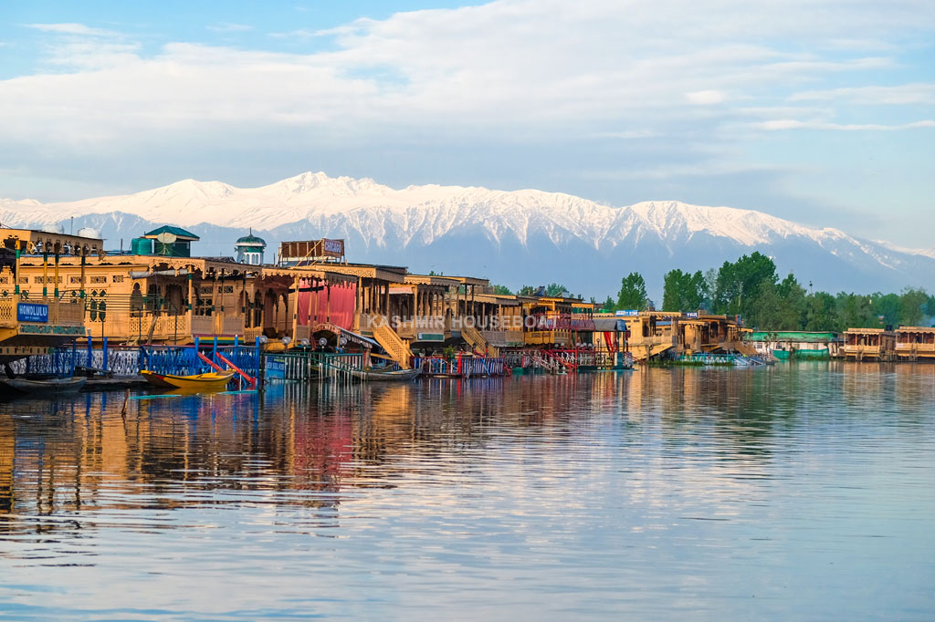 Houseboats in Srinagar