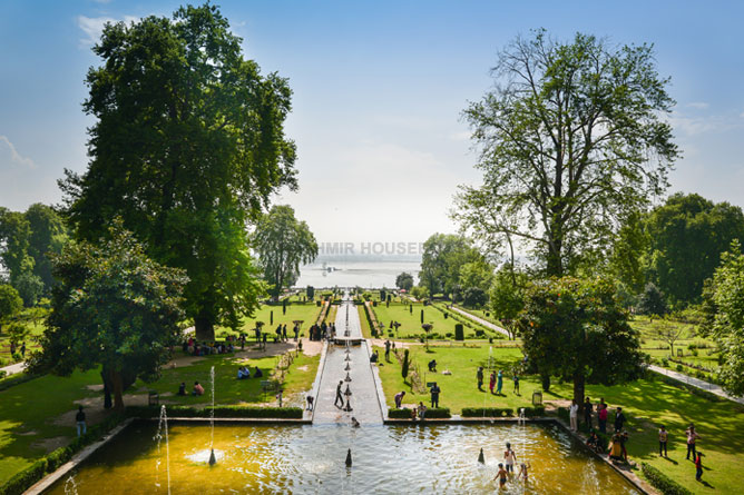 Nishat Bagh Kashmir